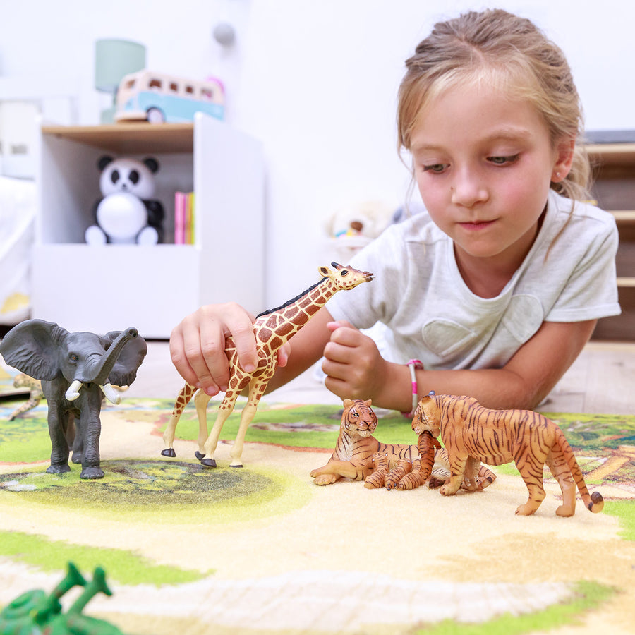 Figurine Tigresse couchée allaitant Papo en PVC, thème félins, Collection Animaux sauvages, jouet éducatif idéal pour enfants et collectionneurs